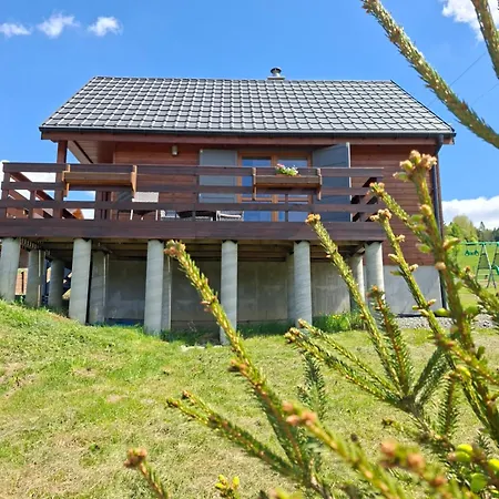 Holiday home Nad Cicha -domki Caloroczne W Gorach *