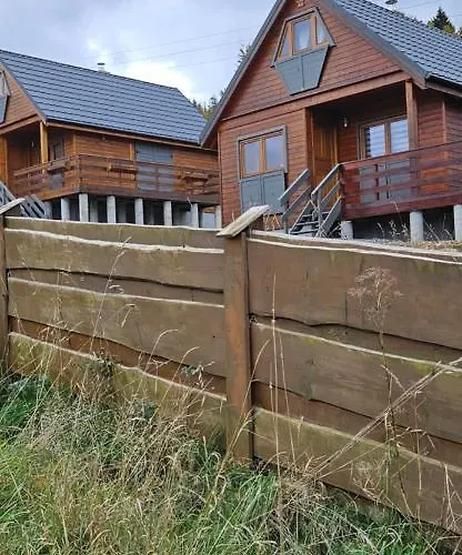 Nad Cicha -domki Caloroczne W Gorach 펜션 *