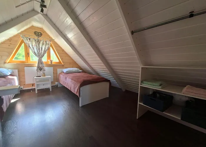 Nad Cicha -domki Caloroczne W Gorach Feriehus *